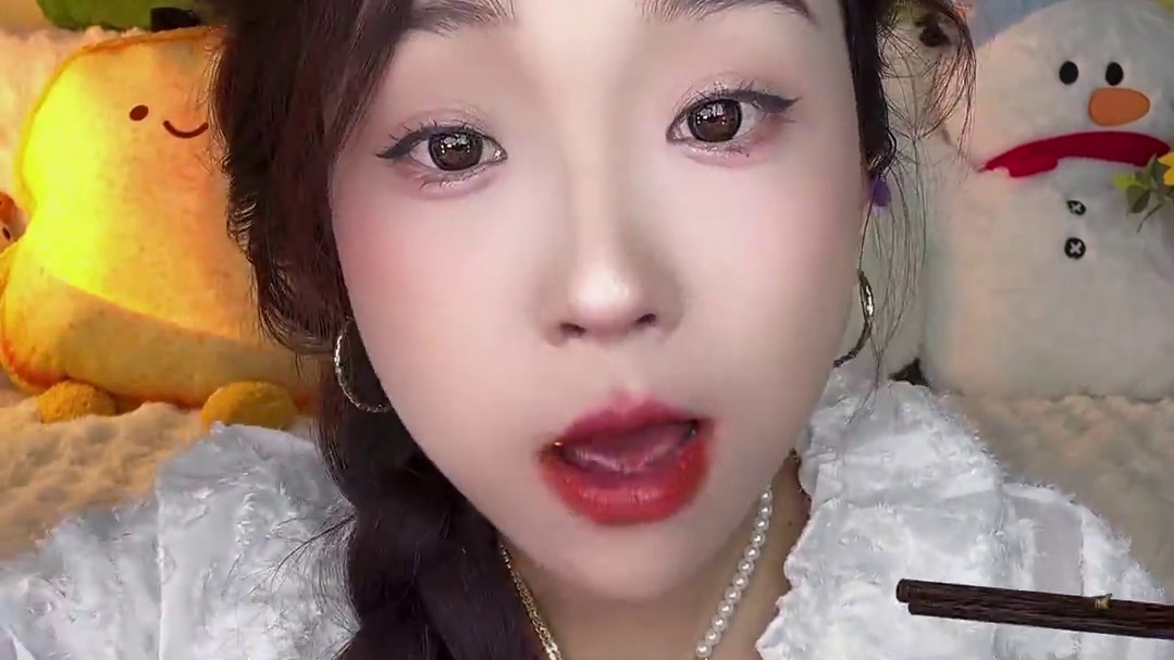 好吃的姐妹们！！！！粉很入味！酸酸辣辣的！豆皮包很多！#谁懂这一口的好吃程度 #速食美食 #嗦粉