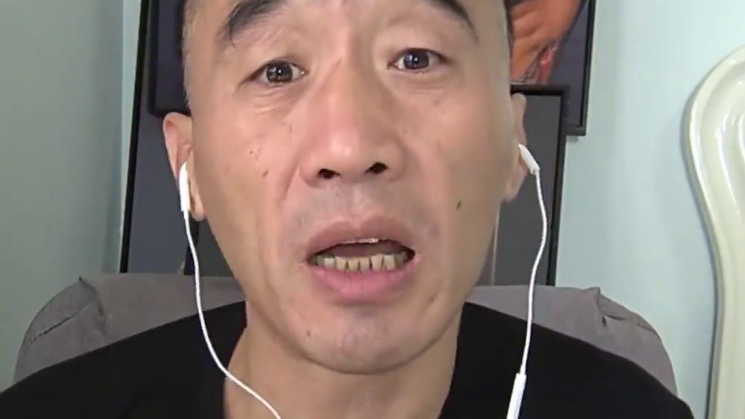 老唐：奇马耶夫这次绝对不会退赛！#奇马耶夫备战状态 #奇马耶夫vs五星哥惠特克 #奇马耶夫 #奇马耶