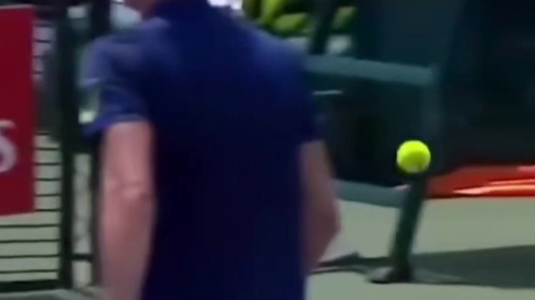 跳过网击球得分，这样可以吗？动漫网球王子出现在现实中！#体育