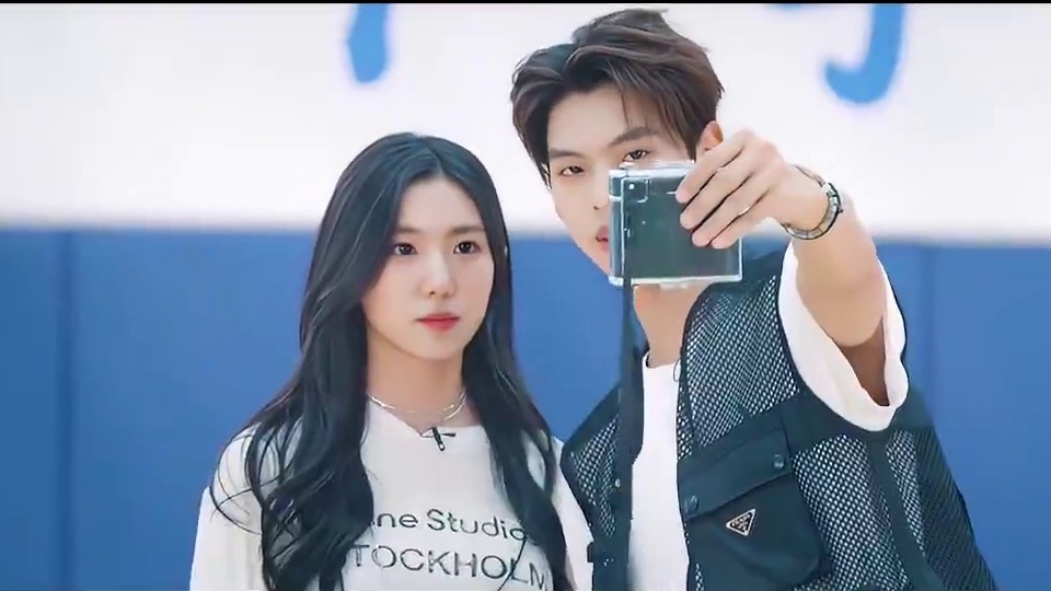 腾光正回应和孙怡恋爱，最想和蔡蔡流放荒岛！