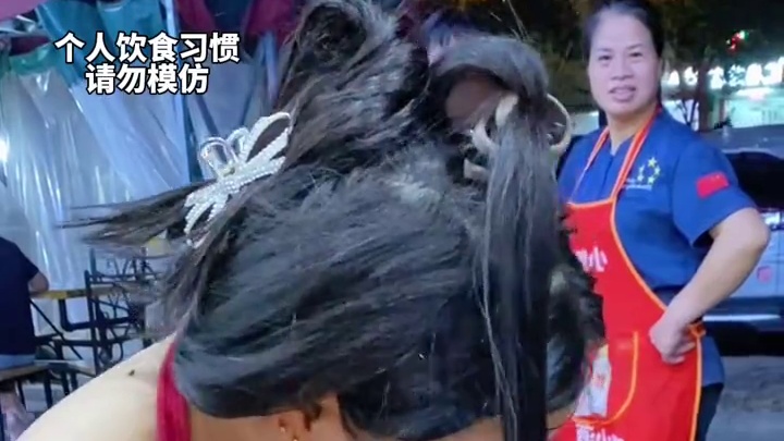 玉林美女挑战6两螺蛳粉！你觉得他能挑战成功吗？ #螺蛳粉