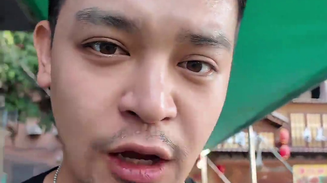 广州肠粉量大又便宜，才10块钱一碟，这样的干净饮食我必须给大家表演一个舔盘......#干净饮食已经