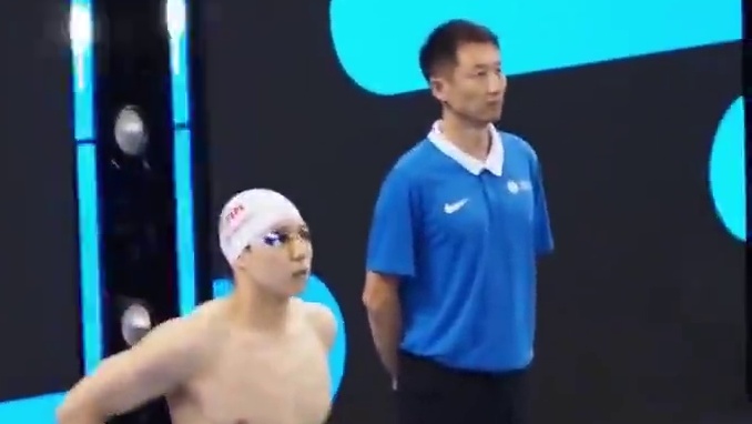 覃海洋出场的方式百看不厌，恭喜你获得100蛙银牌！！！前方的路还有很远，保持初心继续加油！