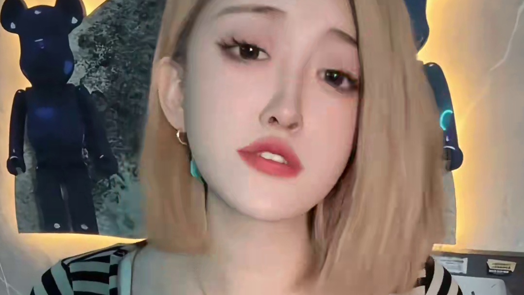 旗舰显卡性能吊打丐版？？？不是哥们？？？凭啥？？ 就凭旗舰多赚你2000块钱？？#显卡 #diy电脑