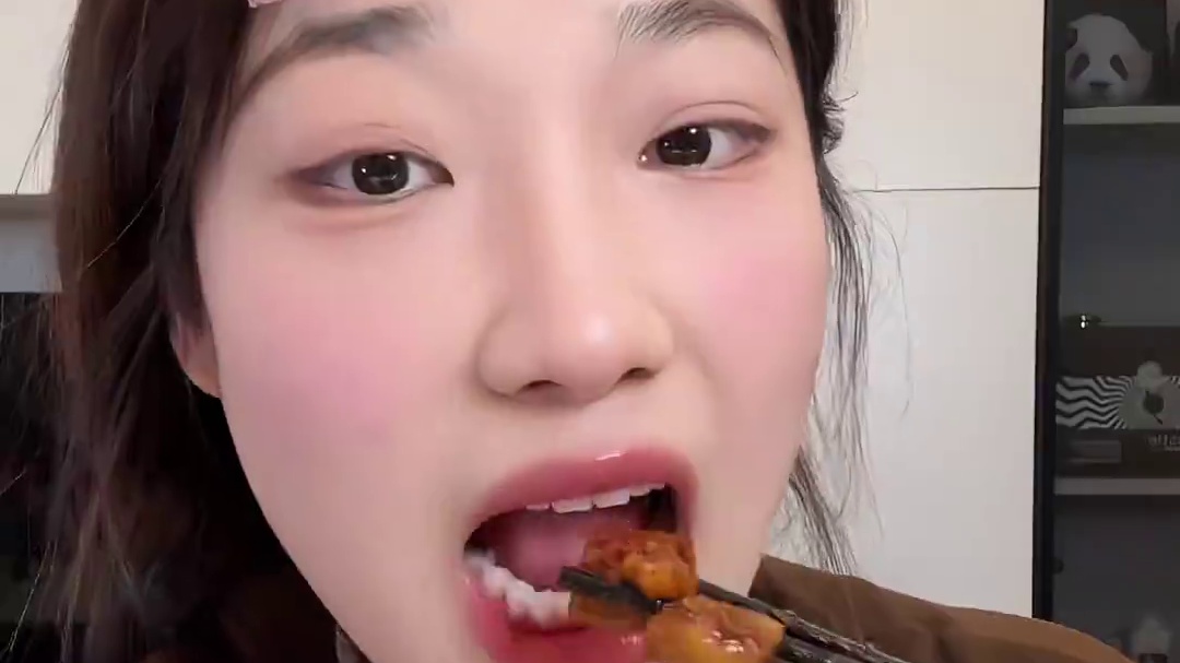 网上火的秋冬宅家美食来啦  快来嗦粉！暖心又暖胃！ #豫道酸辣粉 #嗦粉 #速食 #懒人美食 #妈呀