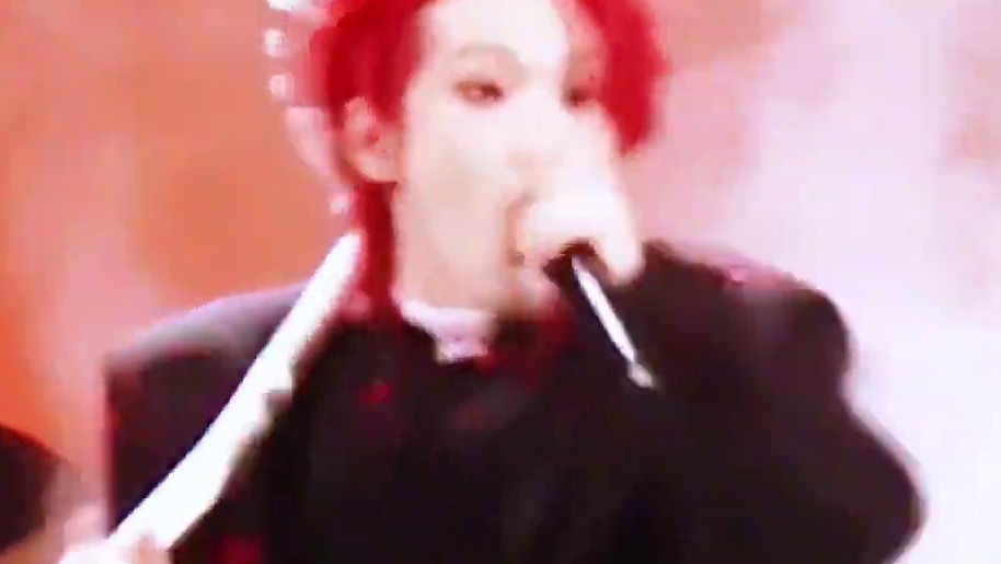 我担，舞台疯子。独一份的台风及审美 #周震南 #周震南演唱会