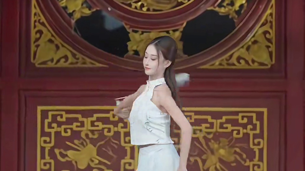 不驰于空想不骛于虚声#古典舞 #剑舞 #秋殇别恋 #古风变装 #国风合伙人