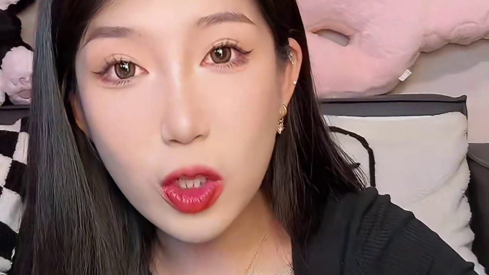 可以泡可以煮哦 袋装的价格更实惠！我很爱的一款泡面！每包里面都有海带丝！面条劲道 又麻又辣又鲜 #今