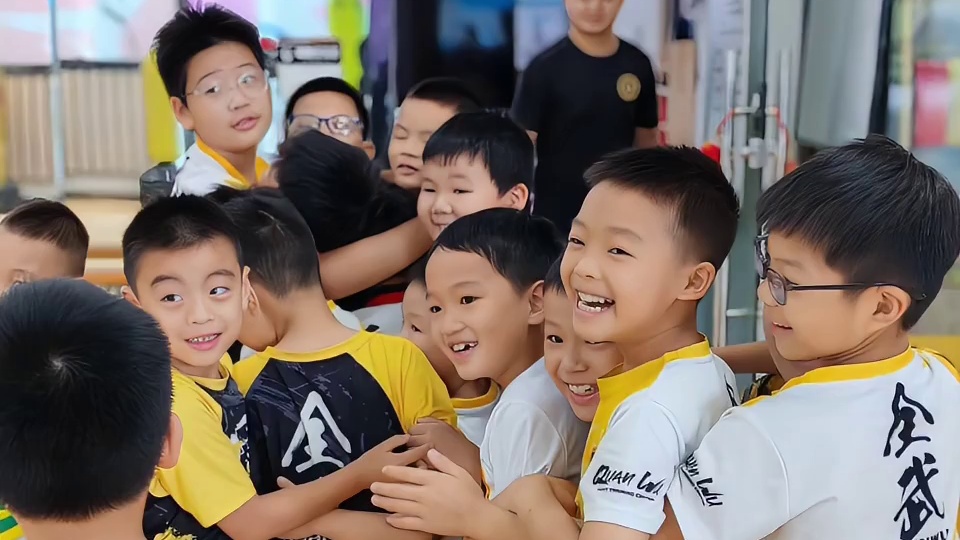 小美满的周末。#愿你成为自己喜欢的样子 #愿你成为自己的太阳 #愿生活中的每一天都充满欢笑和惊喜 #