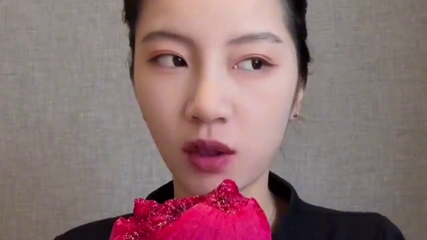 粉丝点餐，真没想到 吃一天水果还真是有惊喜啊！哈哈哈哈哈哈姐姐#日常vlog #美食 #记录饮食