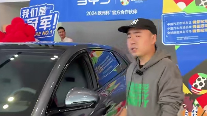 在衡阳比亚迪的车到底有多少？#衡阳探店 #衡阳探店小龙仔 #小龙带你玩转衡阳 #海豹06GT #比亚