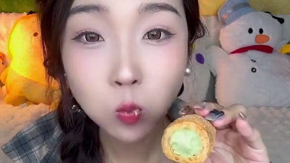 来点小甜品#谁懂这一口的好吃程度 #甜品治愈一切 #甜品控 #妈呀太香了