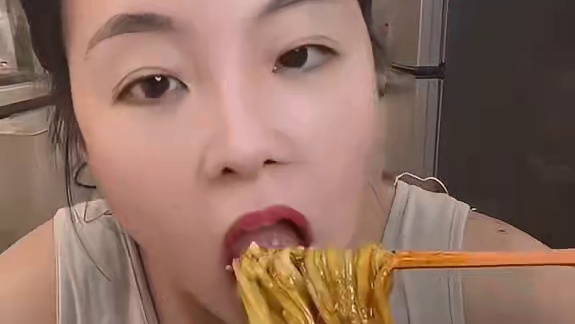 #爱就是一起吃好多好多顿饭 #哪道菜是你的下饭神器 #这一口简直香迷糊了 #妈呀太香了 #就问你们馋