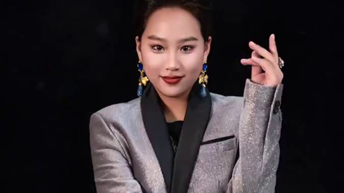 职场女强人穿搭啊 #娱乐 #幽默 #职场那些事 #自信 #搞笑