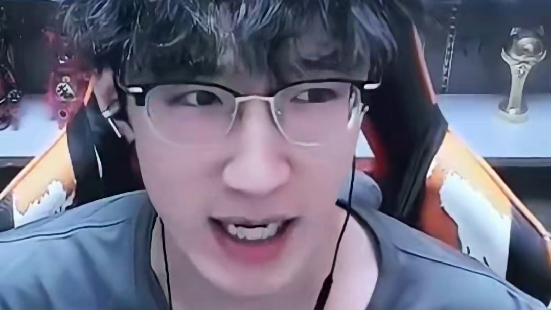 原来蔡哥现在这么尴尬吗？ 