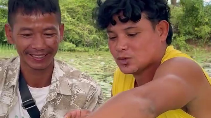 农村户外野炊 #东南亚八面佛 #泰国美食 #东南亚美食 #猪头