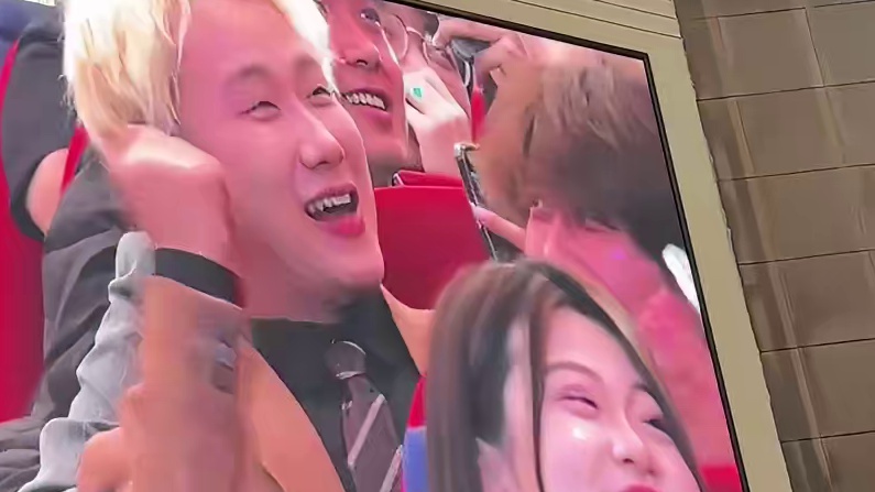 大家期待的月评大点杀又双叒来啦！#四川电影电视学院 #月评 #播音主持学院