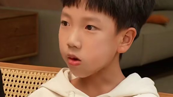 孩子挑食不吃蔬菜怎么解决?帮助式鼓励引导效果更佳，让宝宝主动吃起来~#宝宝吃饭 #专治挑食宝宝