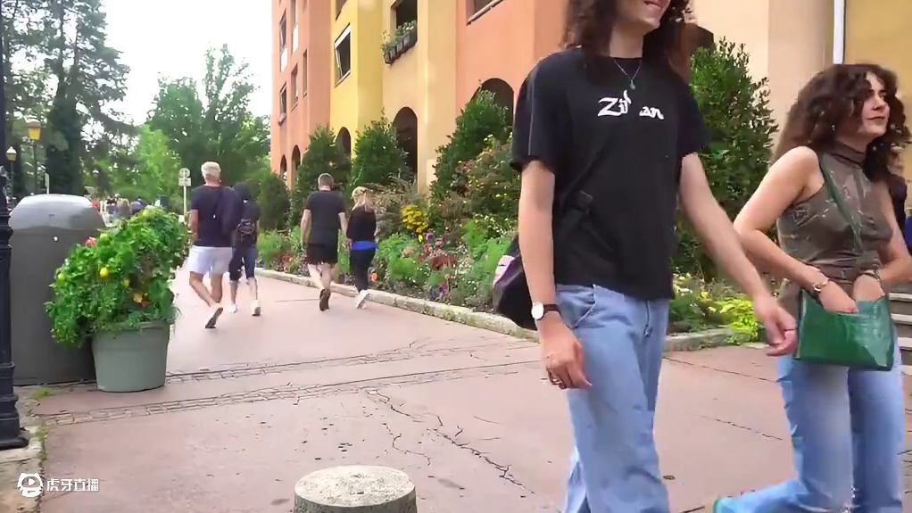 国外街头整蛊恶搞 (137)