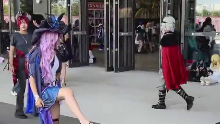 在漫展学狗叫？这很斯科特！ #崩坏星穹铁道 #毗乃昆尼末法世记 #斯科特 #cos