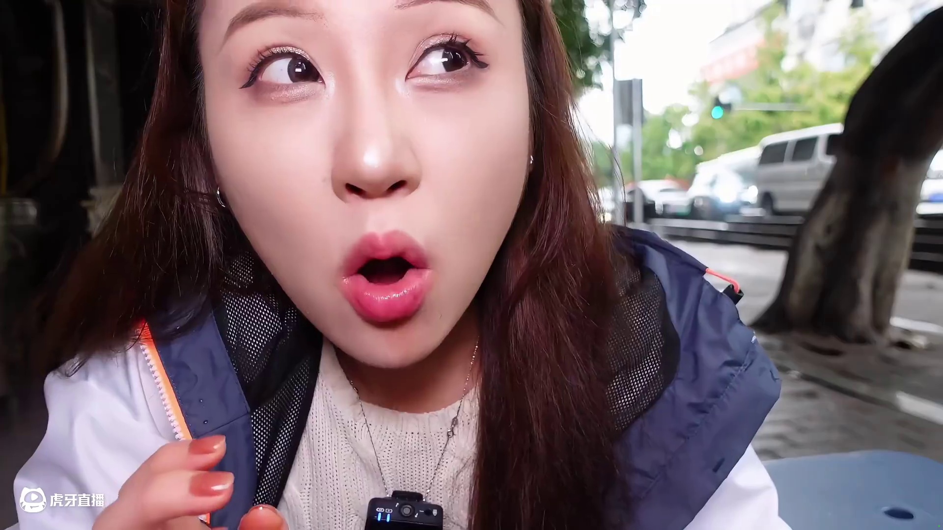 重庆爆辣大碗干拌宽面！每一根面都裹满红油辣椒够味！早起重口味拉满~#豌杂面 #重庆 #重庆美食 #美