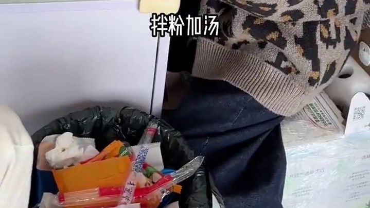 第二次来南昌跑马拉松，纪念一下这个我呆过十年的城市！明天南昌马拉松见！#爱就是一起