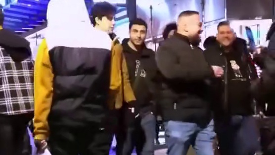 国外街头整蛊恶搞 (623)