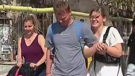 国外街头整蛊恶搞 (659)