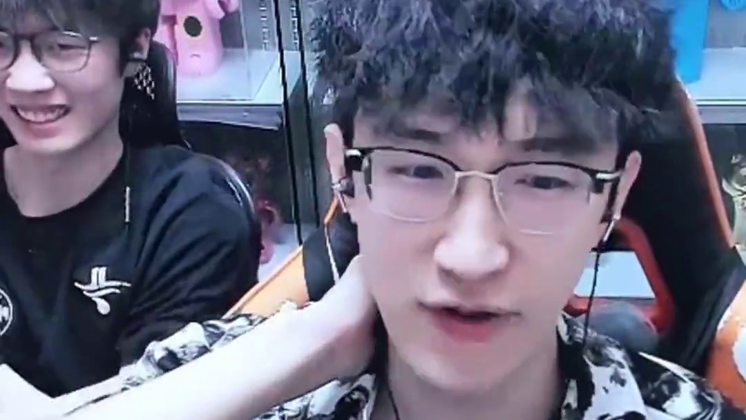 TGA年度最佳宣传奖？ #逆水寒手游 #我浮夸真的要强 #逆水寒全民制作人