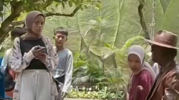 国外街头整蛊恶搞 (831)