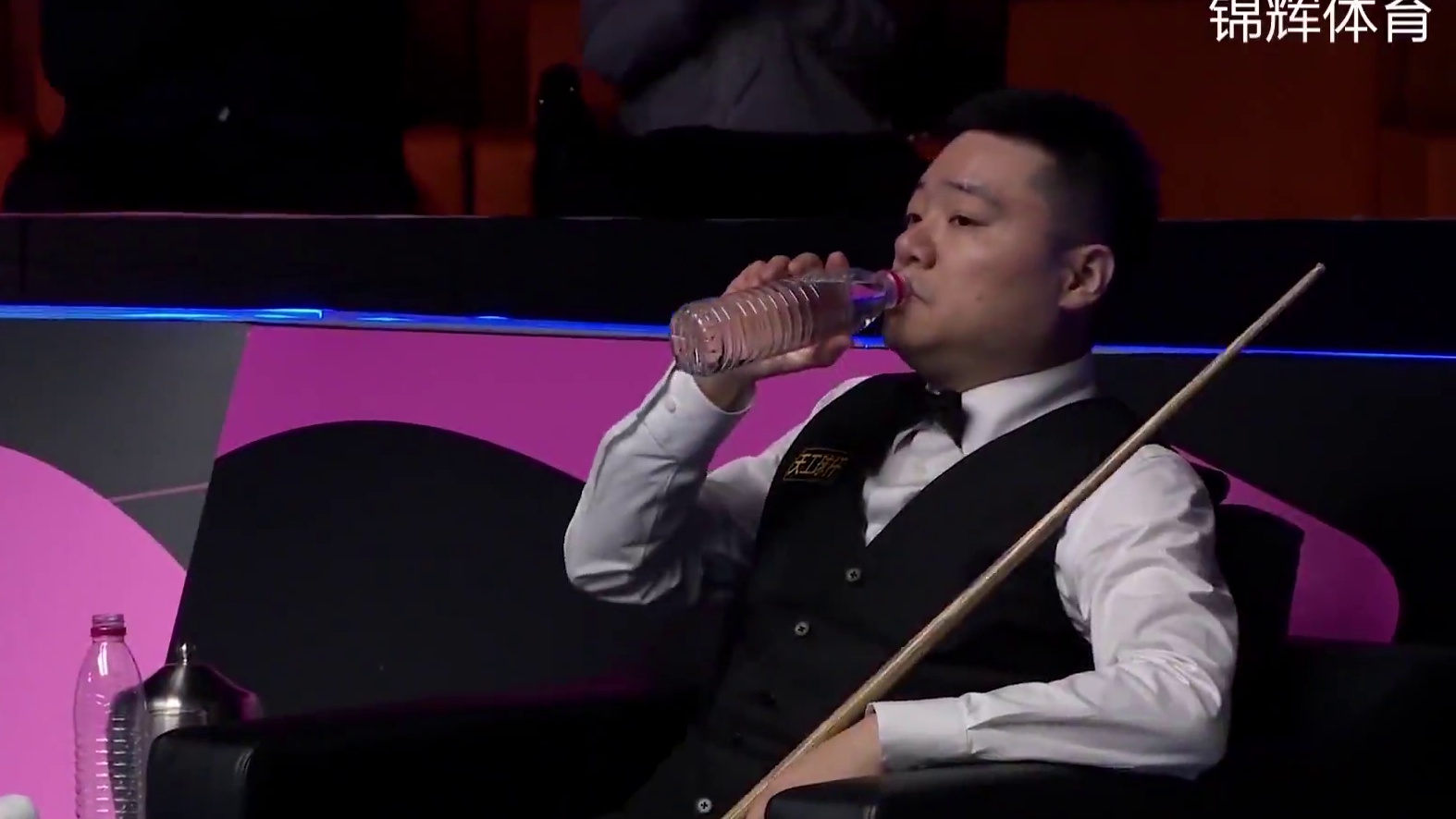 丁俊晖新赛事最爽一局，长台上手创造极限清台，囧哥含泪送出赛点 #体育 #台球 #斯诺克 #丁俊晖 #