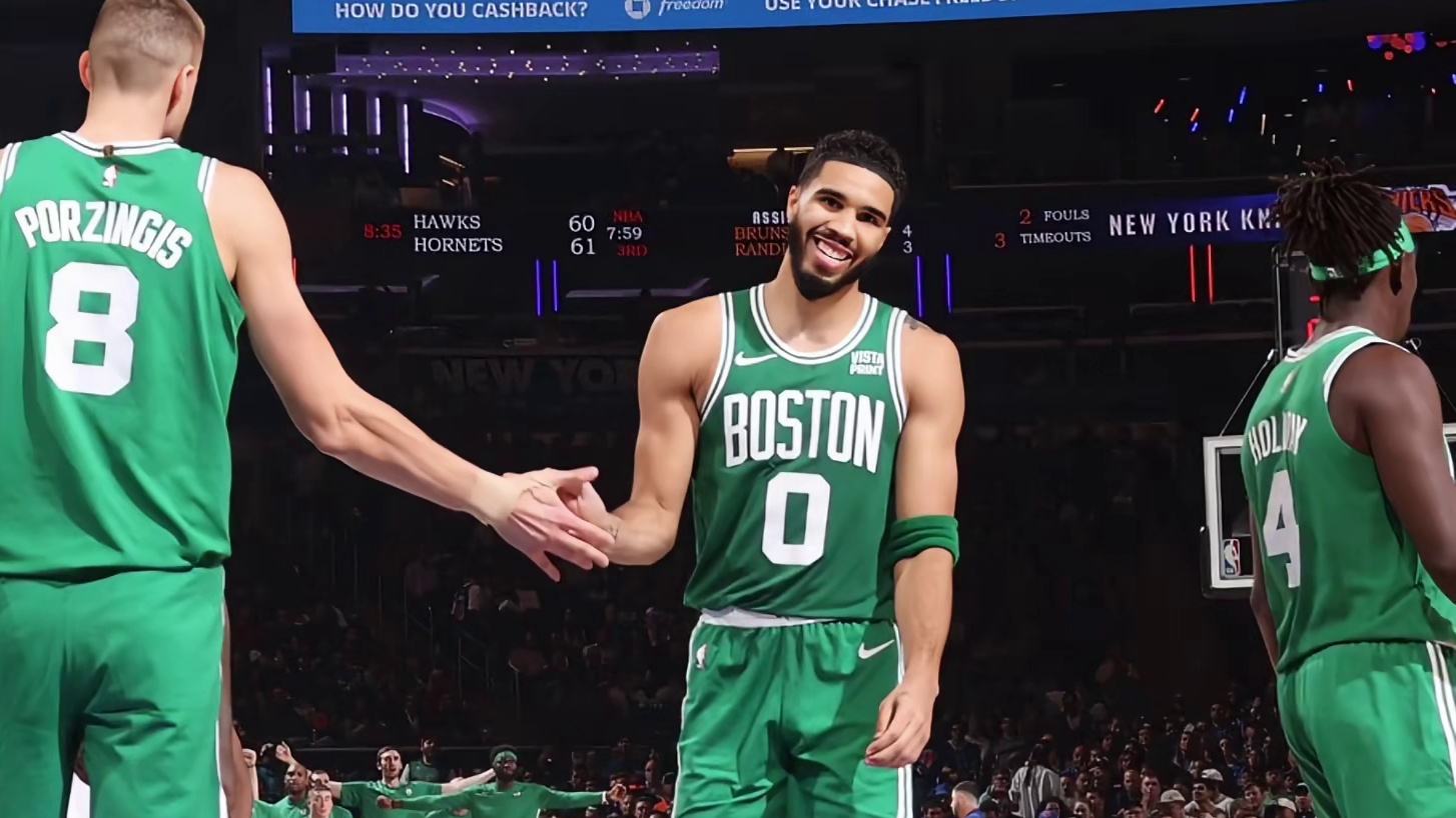 凯尔特人险胜尼克斯，首发有多强，替补就有多拉胯