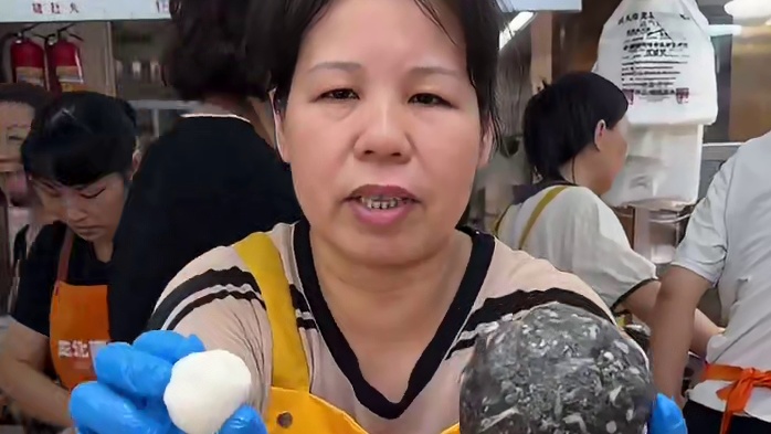 北方人第一次来潮汕吃鱼雷，一个居然有一斤重！