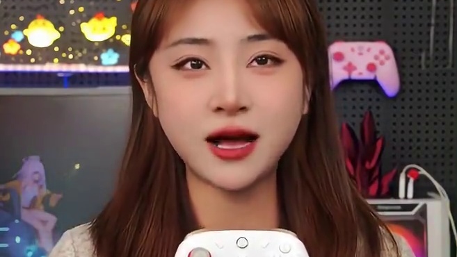 小鸡家这个双十一太有诚意啦，人气手柄直接降！！ #游戏手柄 #盖世小鸡 #手柄推荐