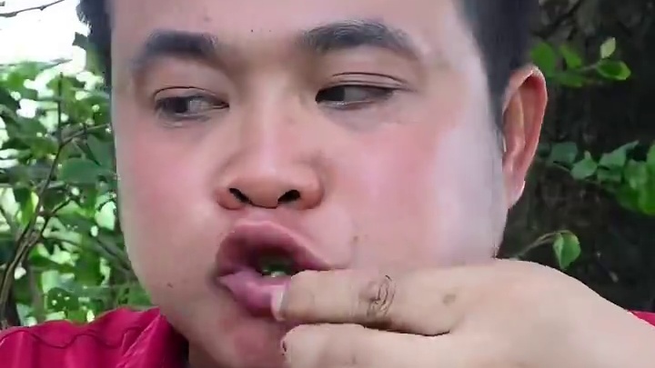 泰国主播吃美食视频~