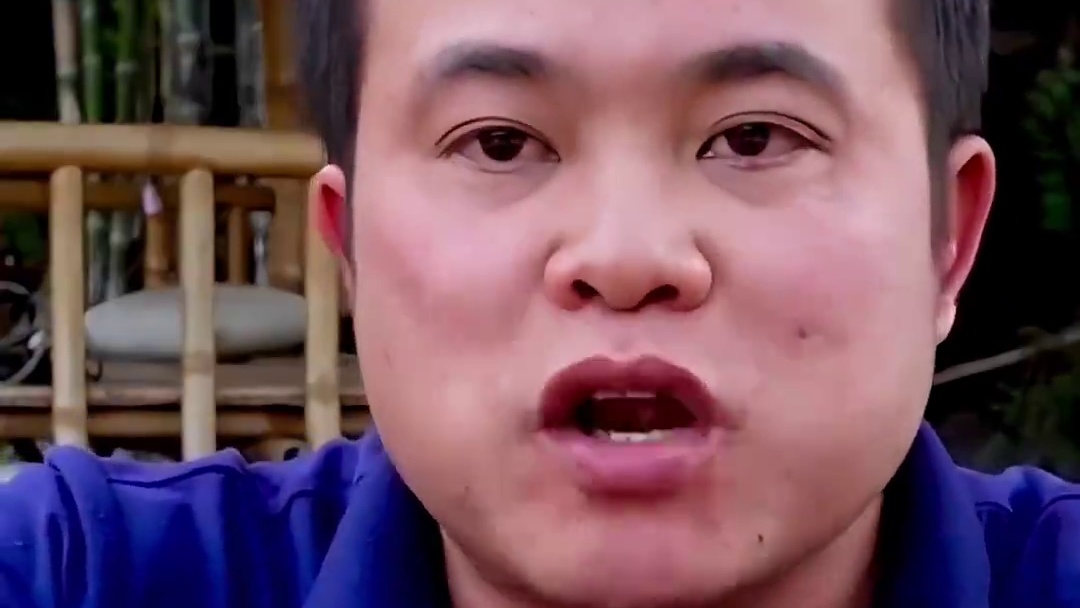 泰式鲜辣️捞汁刺身三文鱼搭配大苦瓜 #泰国主播吃美食视频 #泰国美食 #这一口简直香