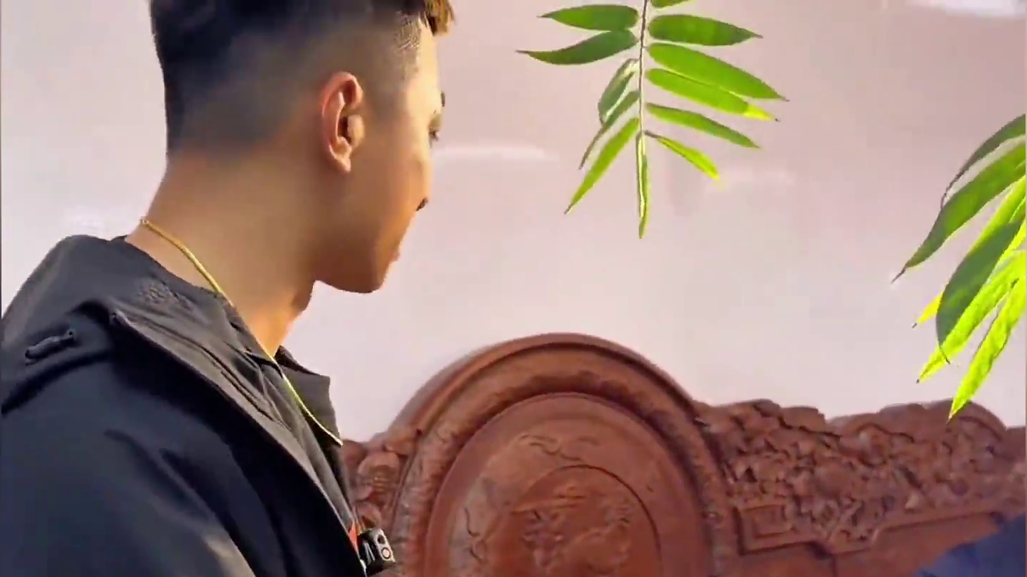 姣gg硬刚清收队！#清收队 #奥迪r8