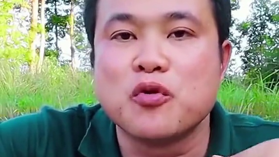 臭菜酸辣️凉拌生蚝肉清脆豆角 #泰国主播吃美食视频 #泰国美食 #泰式凉拌 #大口吃海鲜真的太香了 