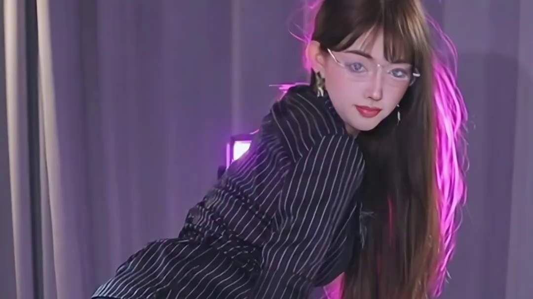 【瑶一瑶【钱女友】】黑丝大长腿！