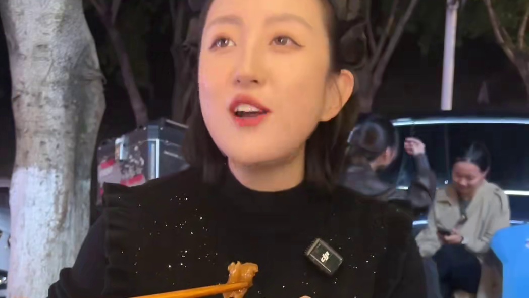 继续“听劝”式点菜～ 今天把点菜权交给了江苏的朋友们～btw沙葱烫火锅，大家整过没得？#重庆火锅 #