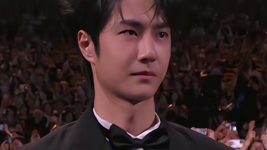 《热烈》舞者最少年 期待未来更多的“惊叹号”#王一博 #第37届金鸡奖颁奖典礼