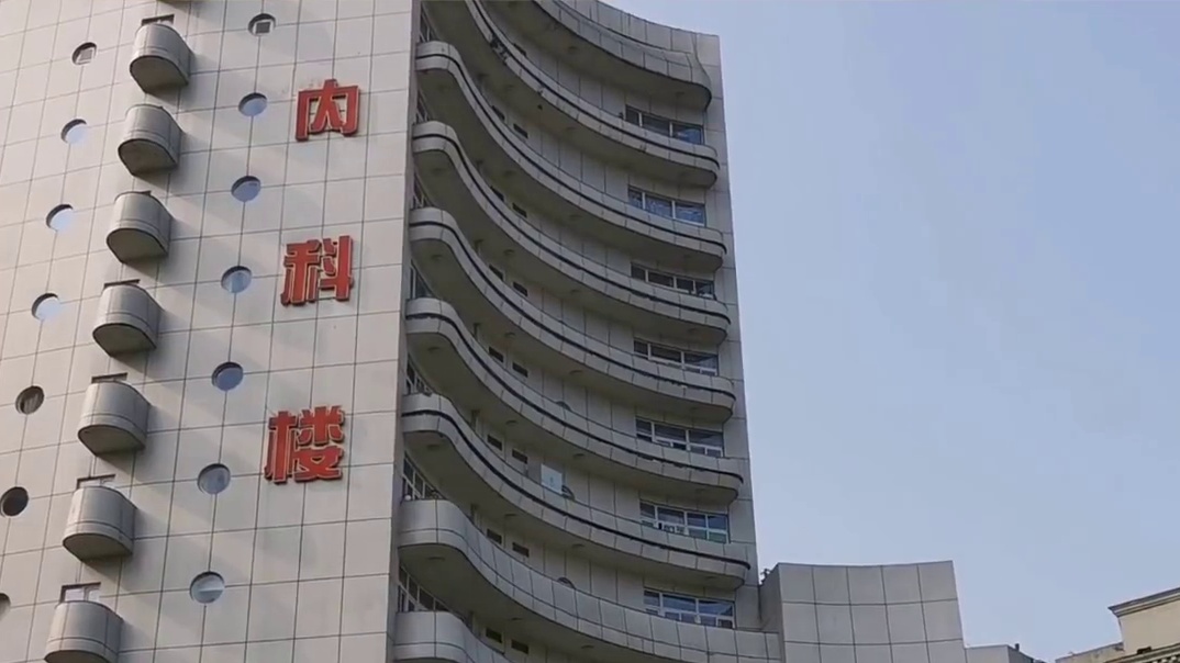 有人说医院停车收费是个悖论