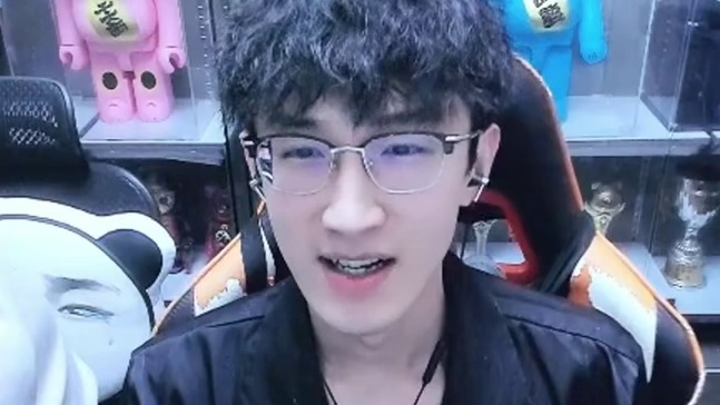 蔡哥化身现实爽文男主？ #我浮夸真的要强 #直播录像