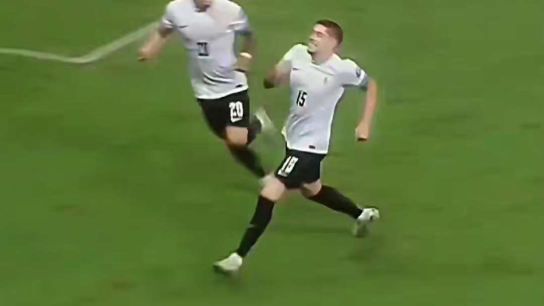 太强了巴尔韦德弧顶世界波破门，南美世预赛巴西1比1战平乌拉圭！