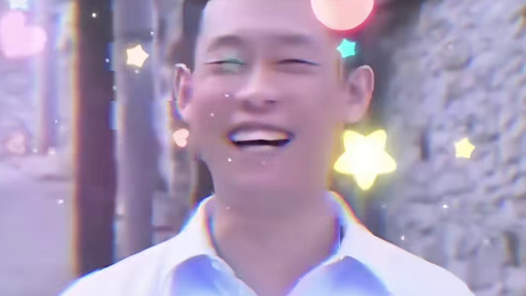 宝宝：弹射起步~冲鸭~ #可爱到爆炸 #娱乐评论大赏