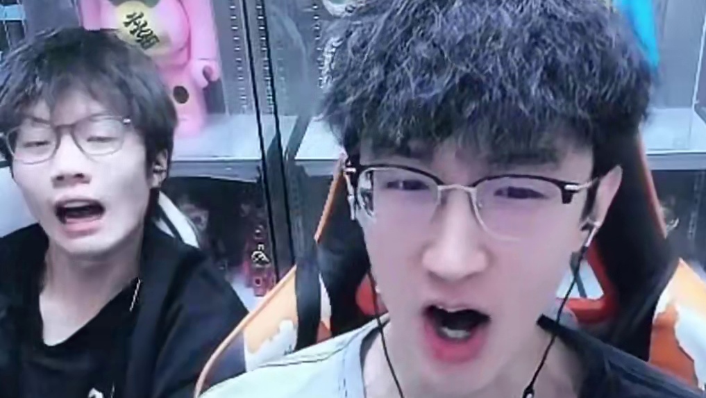 给团长开心坏了~ #逆水寒手游 #我浮夸真的要强 #逆水寒全民制作人