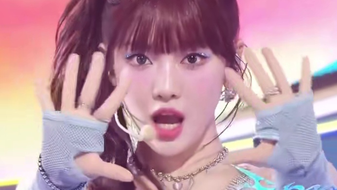 #aespa #宁艺卓 全代女爱豆韩刊中输第一！中国女人牛牛的~❤️❤️❤️