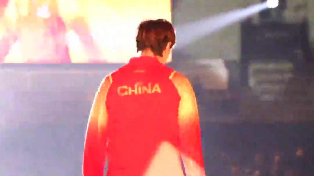 ✨向着光的方向，勇往直前，恭喜#王曼昱 晋级#WTT福冈总决赛2024# 女单八强#乒乓球