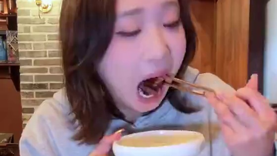 韩国烤韩牛！！还有牛胸肉卷拉面超赞#韩国美食 #深夜放毒 #烤肉 #拉面
