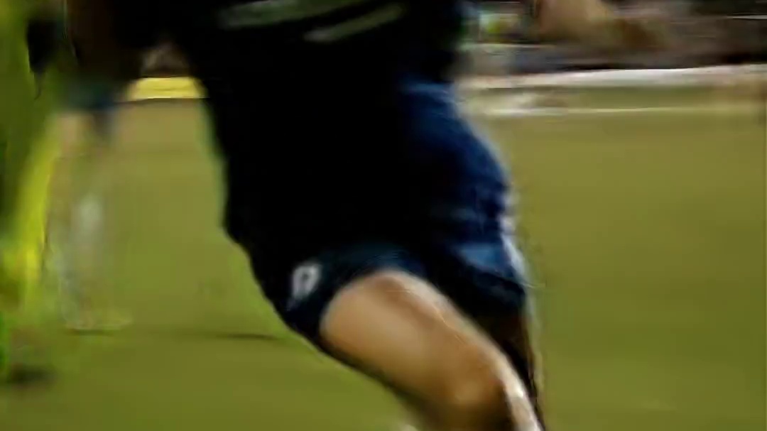 梅西的过人美如画，永远不知道用哪一种方式过你